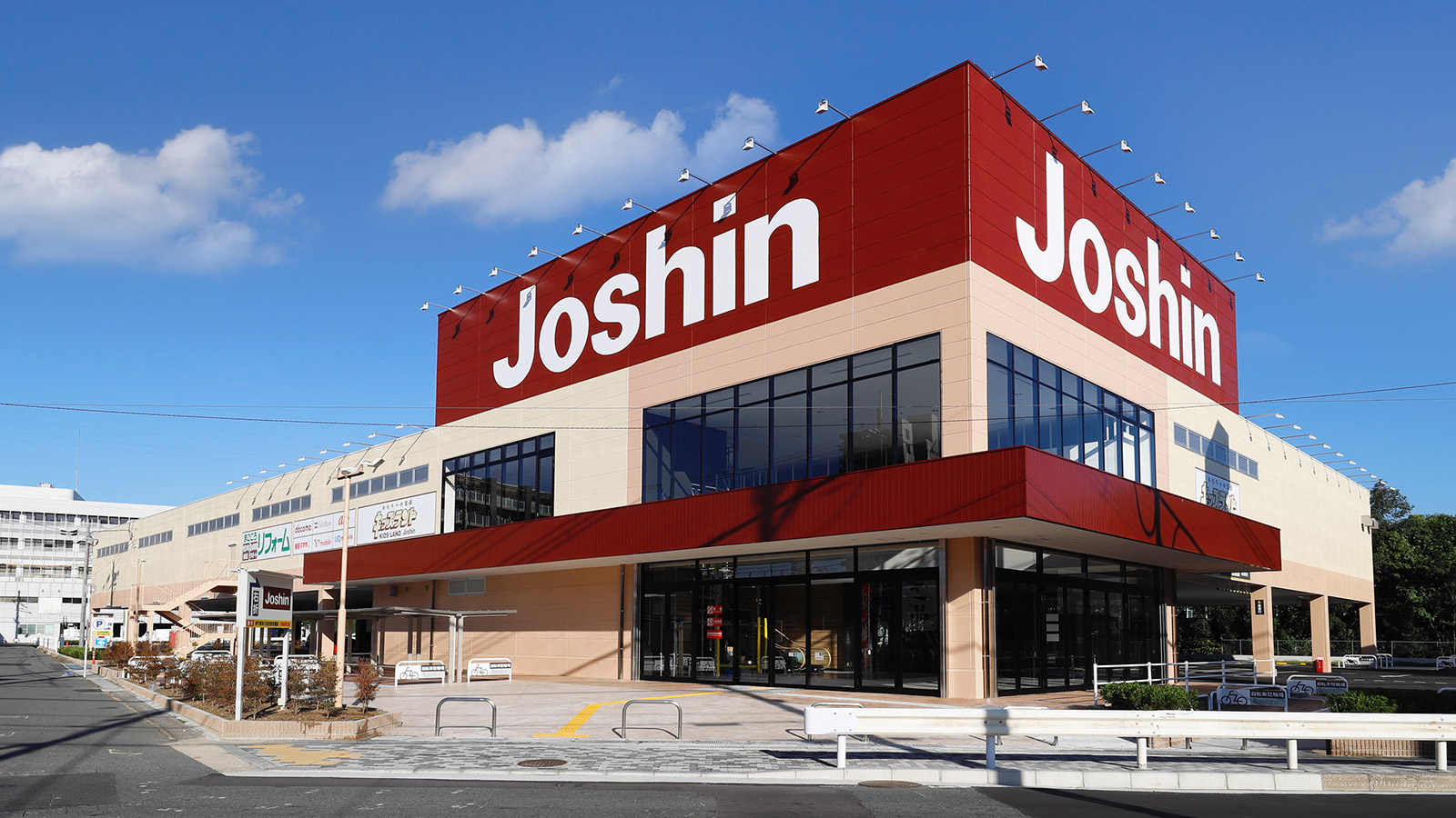 ジョーシン六地蔵店